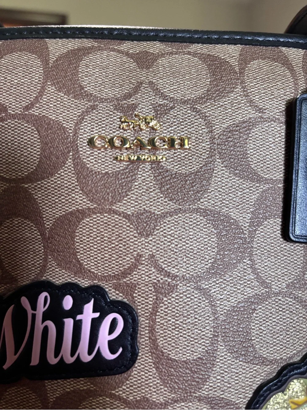 Coach x Disney Snow White City Zip Tote LIMITED EDITION - Picture 10 of 12